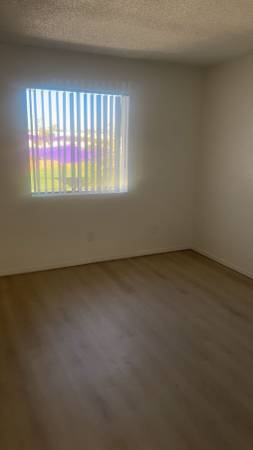 $1,449 / 2br - 778ft2 - Desert Wind Apartments (Phoenix)64024992386817123