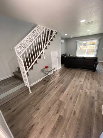 $1,525 / 2br - 2bd 1.5 bth63809838404353122