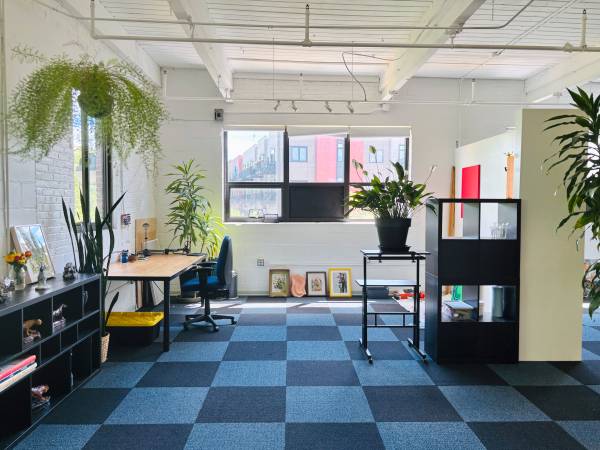 $475 / 175ft2 - Creative Flex-Space Available (West Concord)63810040030723121