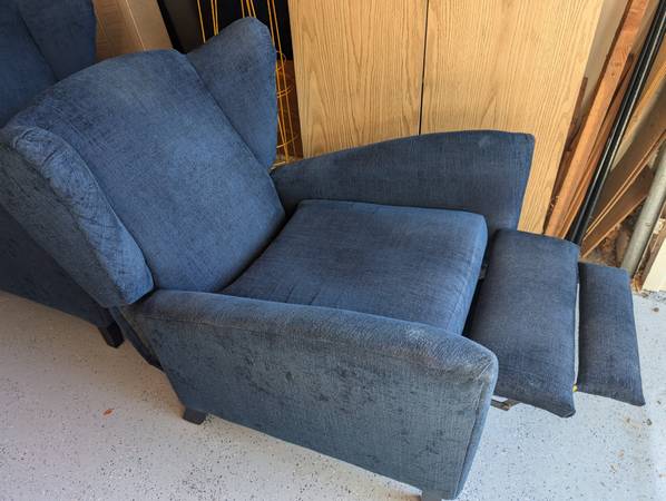 Pareja de sillones reclinables - $199 (mountain view)63439712312193122