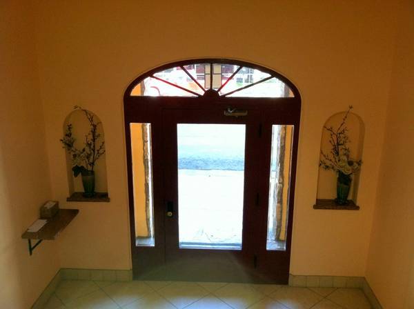 $2,100 / 1br - 550ft2 - Estudio/Un dormitorio en un edificio Art Deco (san rafael)63936604997122121