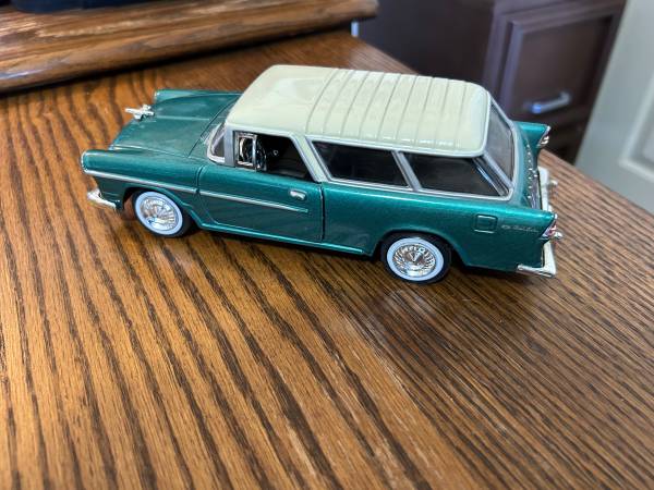 1955 Chevy Bel Air Nomad 1:24 Scale 1