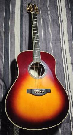 Yamaha LL TA w/ thick foam case 1