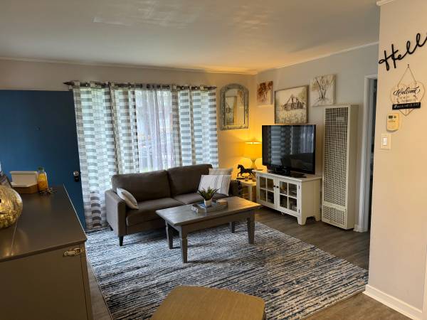 $3,000 / 1br - 684ft2 - Getting a divorce ? Need to find a place to stay ? (novato)63845956437507122