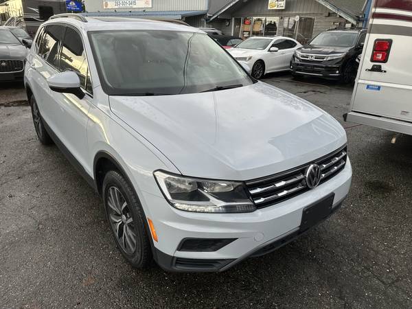 ¡SIN ACCIDENTES! 2019 Volkswagen Tiguan SE AWD 4X4 PAQUETE DE TECHO PANORÁMICO - $14,854 (¡ACEPTO CAMBIO! Lakewood)63623616654593120