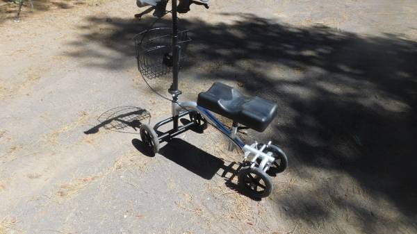 Knee Walker 1