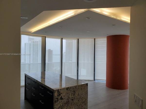 $4,500 / 1br - 1250ft2 - BRICKELL HEIGHTS (BRICKELL HEIGHTS)63906439539587122