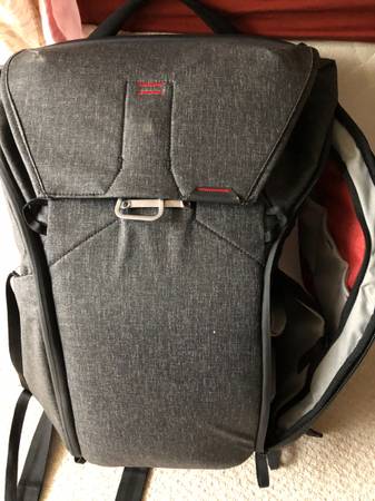 NEW Peak Design Camera Backpack never used 1