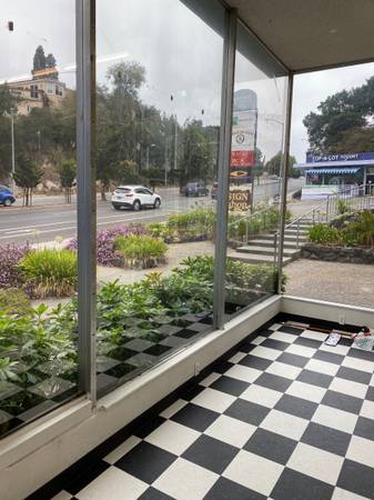 1400 square ft retail at Water St Center 1