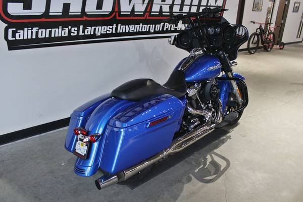 2018 Harley-Davidson Street Glide | Concesionario de superbicicletas - $12,499 (Rancho Cordova)63440070895875123