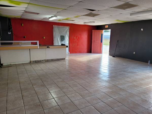 $2,000 $2,000 / 6075ft2 - Commercial property / Body or mechanic (Alton Texas (Alton Tx)64198891264257123