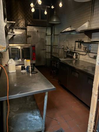 $10,000 / 2500ft2 - Bushwick bar/restaurant space (Brooklyn)63854194152833122