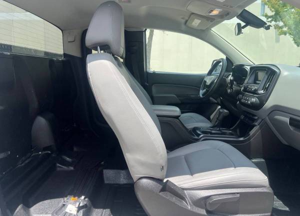 Camioneta pickup GMC Canyon Extended Cab 2016, 1 dueño - $10,000 (Largo)63443467996545124
