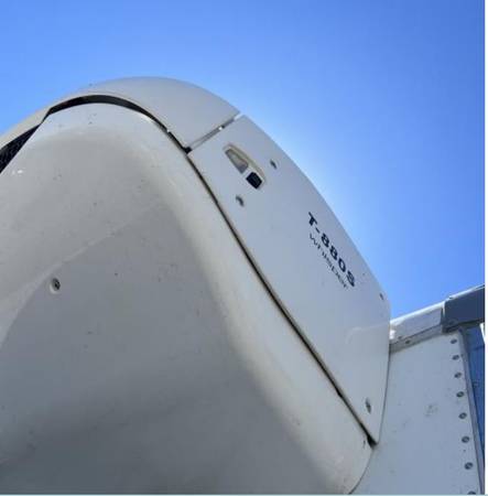 2020 Hino 26k FREEZER 26FT - Photo 7