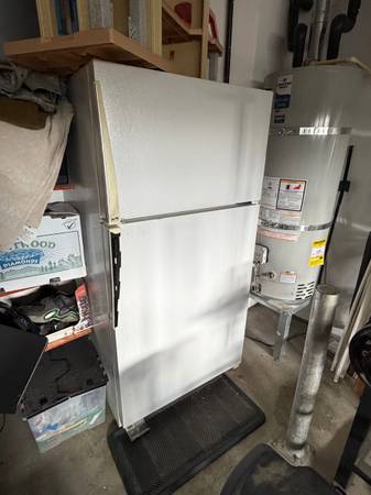 Amana Refrigerator- for free 1