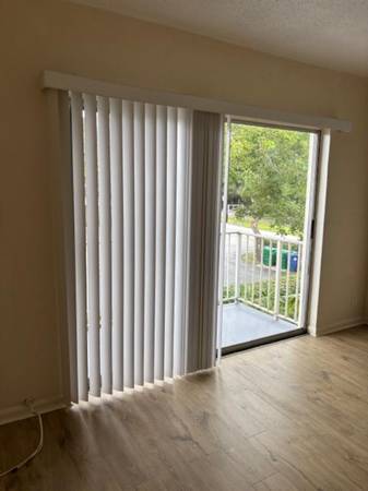 $1,875 / 2br - MOVE IN TODAY!!! TOTALLY UPDATED 2ND FLOOR CONDO.. GREAT KITCHEN (CORAL SPRINGS)63983675112323123