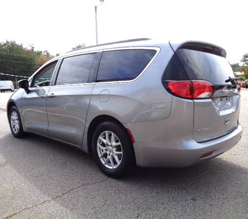 2020 Chrysler Voyager LXi Power Heated Leather 7Passenger 1Owner Clean - $15,990 (Hampton NH Route1)63624498821889124