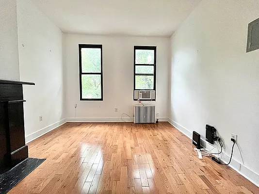 $3,299 / 2br - Amplio departamento de dos habitaciones con modernas mejoras cerca de Myrtle-Wyckoff (Brooklyn)63661238337667123