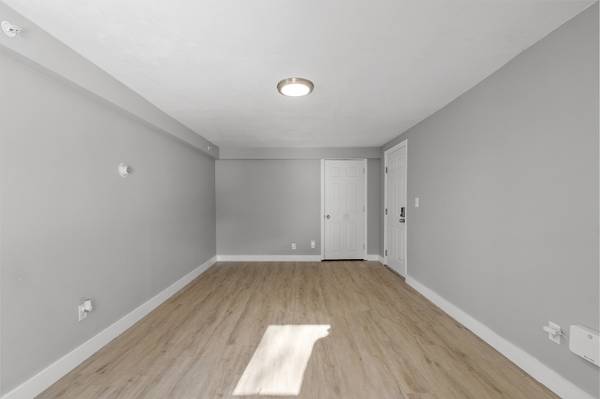 $2100.00 / 2br - FREE MONTH'S RENT – Spacious 2 Bedroom, 1 Bathroom at Maple Tree Apart63656245024769124