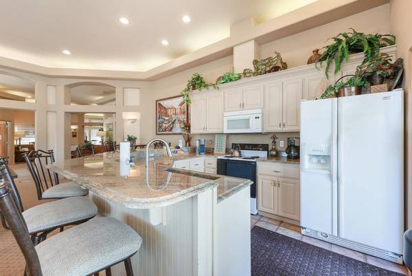 $1,890 / 2 habitaciones - 979 pies² - Comunidad cerrada, lavado de autos, centro de fitness, cocinas con isla63688462251265121