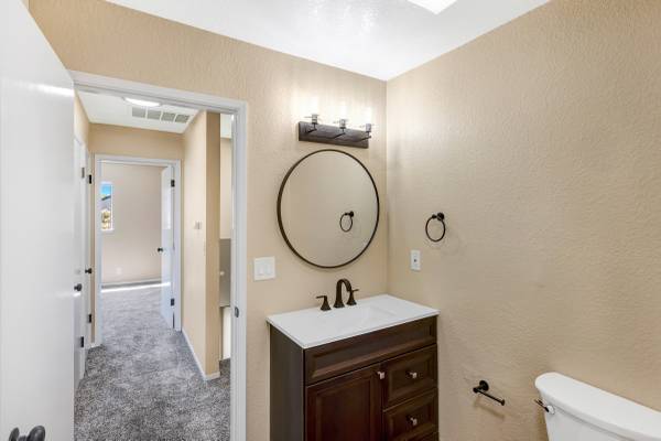 BEAUTIFUL 2BED 1.5 BATH TOWNHOUSE IN NORTH SALINAS PETS WELCOME!! 1