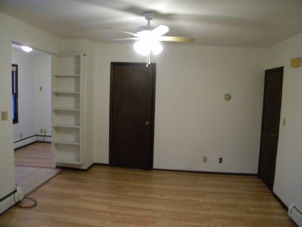 $2,000 / 5br - 5 bed/2 bath unit located in Minneapolis!! (Minneapolis)63868701465091124