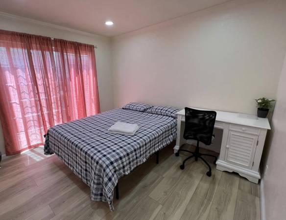 $1,200 / 1br - 120ft2 - Habitación amueblada junto al hospital Kaiser (san jose sur)63657947168003120
