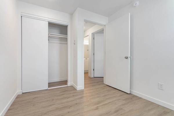 $1,595 / 2br - 850ft2 - Don't wait! This spacious 2 bed, 1 bath will go fast! 850 Sq Ft! (Bellingham)63920957569923122