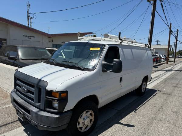 2013 FORD E150 CARGO VAN BAJAS MILLAS - $6,99063624676141185120