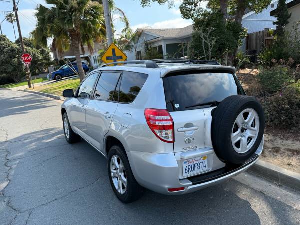 2011 Toyota rav4 - $10,500 (San Diego)63624739833601122