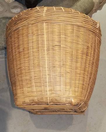 Natural Wicker Basket 1
