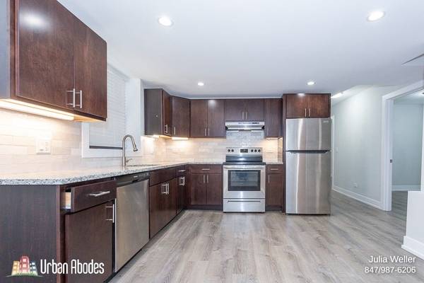 $2,295 / 2br - 900ft2 - $300 OFF FIRST MONTH'S RENT! Phenomenal 2 Bedroom, 1 Bath in Evanston (Evanston)64041642917505123