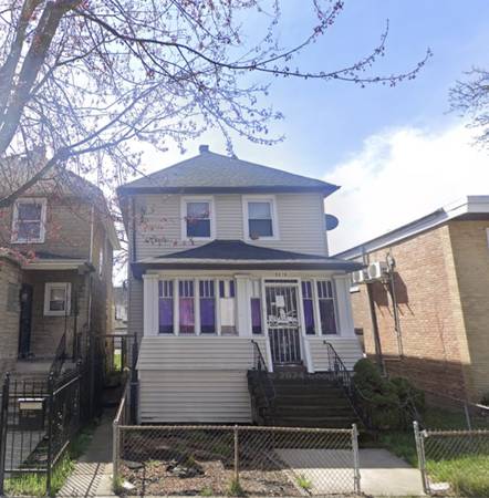 Austin area of Chicago IL. 2 story home only $124,500 ARV 322,000 1