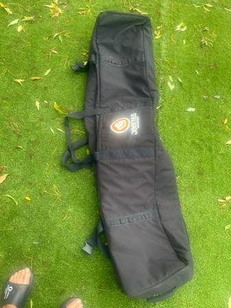 Large rolling snowboard bag 166 cm 1