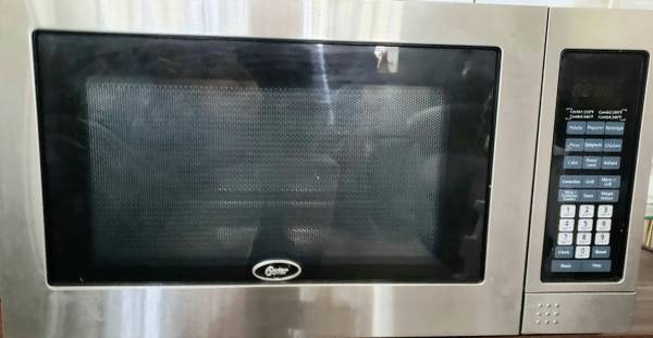 👀 Oster Household Microwave Oven 1