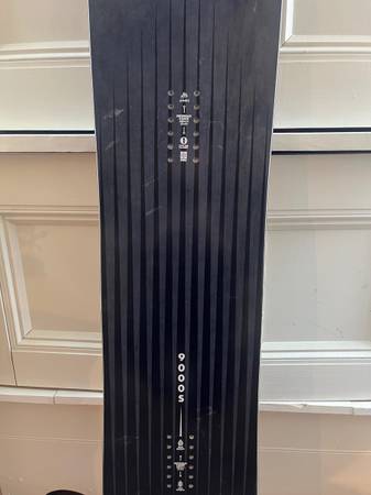 JONES Freecarver 9000s 160cm snowboard - sporting goods - by owner