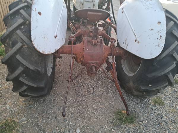 1953 Ford Jubilee double NA tractor for sale - $4,500 (Rock Island)63441581465473122