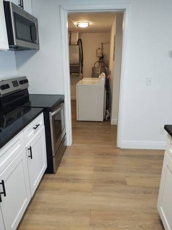 $1,300 / 1br - Move in Today & Cash In! 6 Weeks Free rent on One Bedroom! (2600 Clearlake Road)63846409640707123