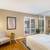 Well-maintained beach-side condo with durable laminate flooring 14 thumbnail