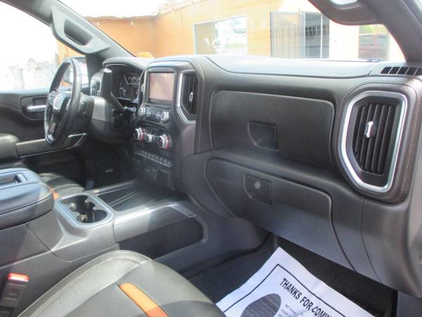 2020 GMC Sierra 1500 Crew - Photo 5