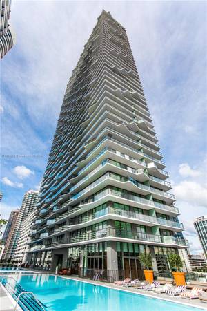 $6,750 / 2br - 1155ft2 - Stylish 2-bedroom Condo in Brickell, Miami (Miami)64051003664643120