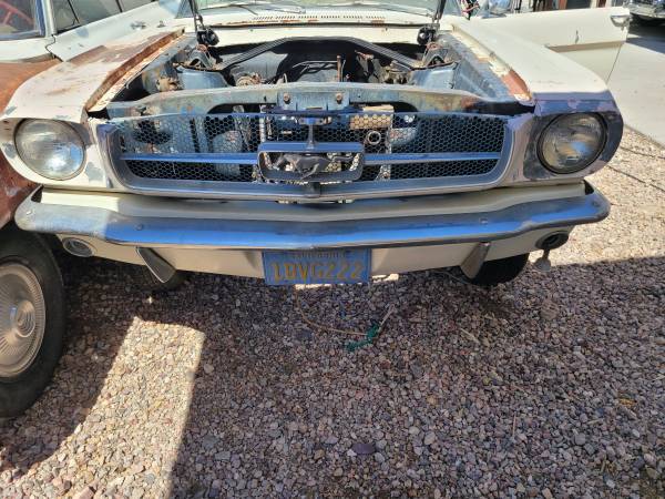 1965 FORD MUSTANG