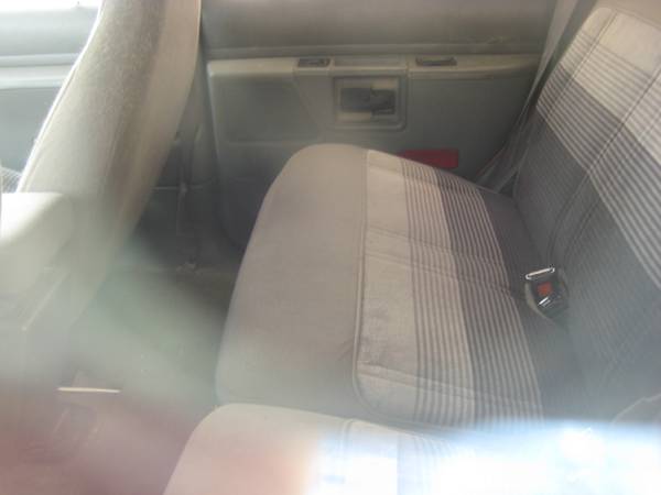 2002 Ford Explorer 4x4 5Velocidades - $2,395 (Denver,Colorado)63612520129411124