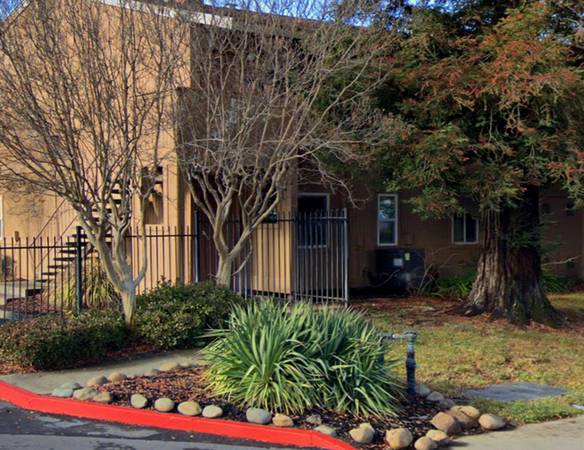 $1,395 / 1br - 50% OFF MONTH TWO + Great Cost of Living & Ceiling Fan(s)! (Sacramento)63961339584387121