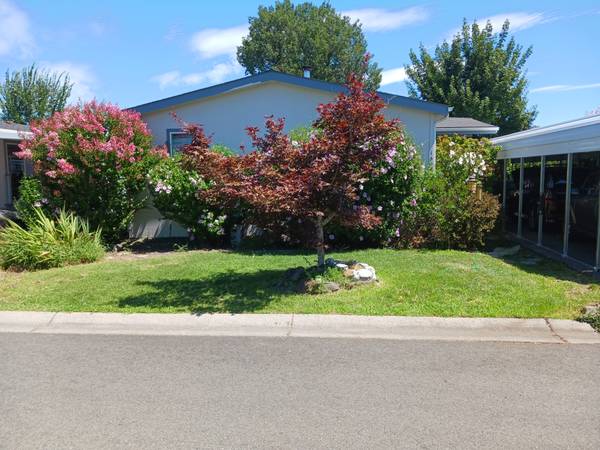 $139,900 / 3br - 1620ft2 - 2004 1620 sq. ft. Manufactured home (Grants Pass)64318773325698123