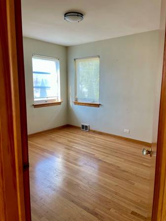 $2,000 / 3br - 1000ft2 - OPEN HOUSE 1618 Home Ave in Berwyn (Berwyn)64041642469635123