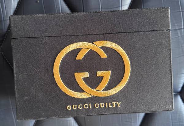 Gucci gift box 1