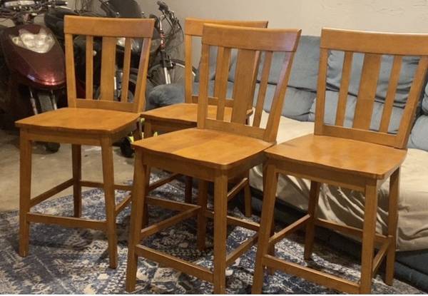 4 chairs 4 sale 1