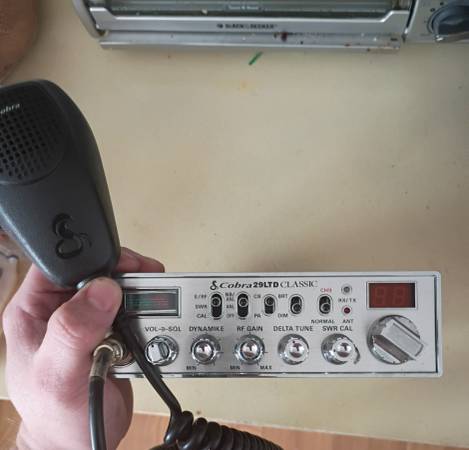 Cobra cb radio 1