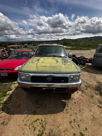 2 for 1 - 1993 & 1995 Toyota 4Runner SR5 4D 1